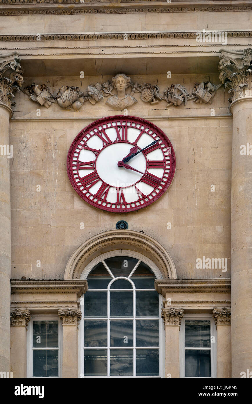 Corn Exchange Clock, Bristol The clock with two minute hands The Red hand shows GMT, and the Black hand shows local Bristol time 10 minutes later. A r Stock Photo