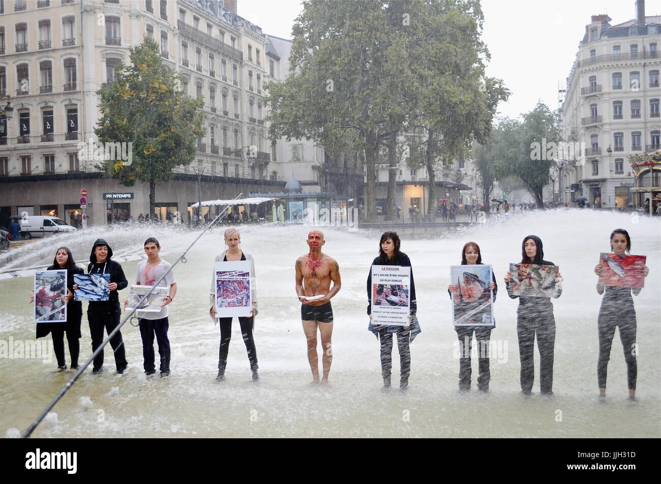 L269 animals rights defenders protest fishing and fish consummation ...
