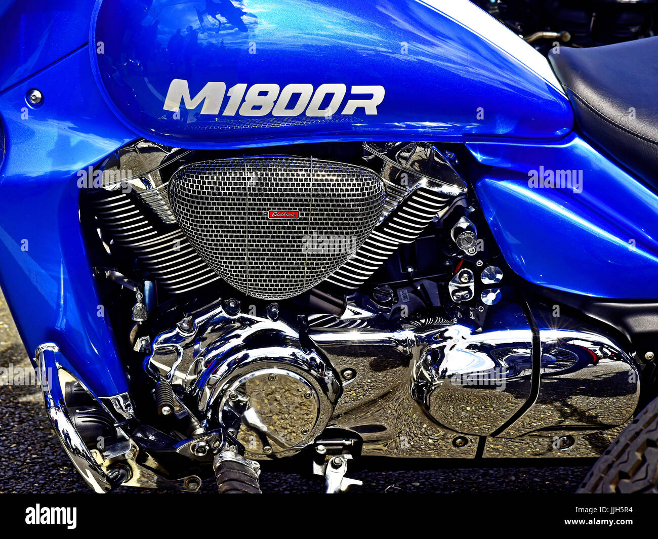 Suzuki intruder hi-res stock photography and images - Alamy