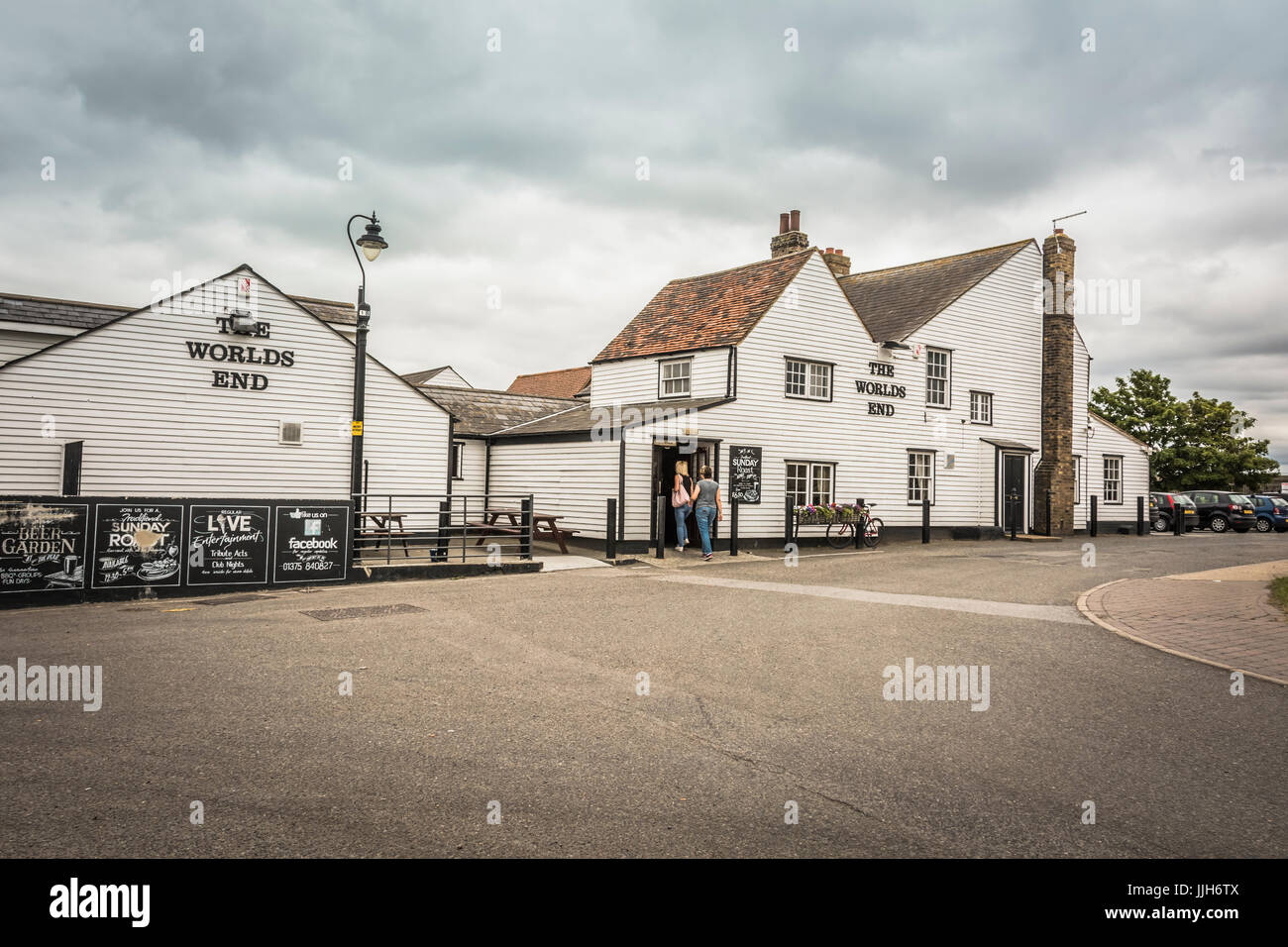 The exterior of the world s end public house in tilbury essex england