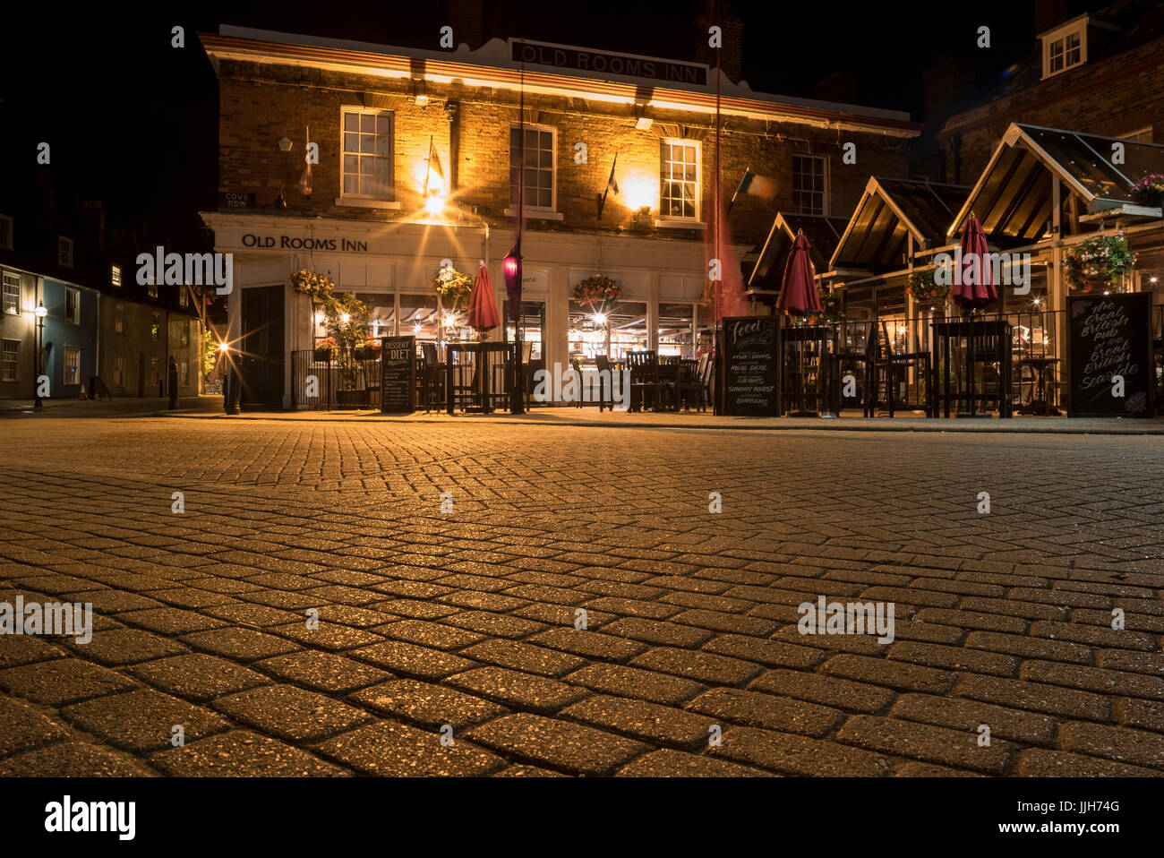 weymouth old harbour old rooms inn building harbour side colourful