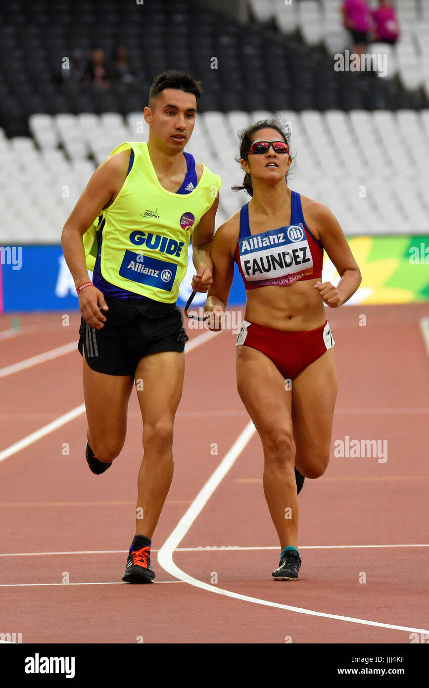 Margarita Faundez competing at the World Para Athletics Championships in the London Olympic Stadium, London, 2017. T11 800m visually impaired Stock Photo