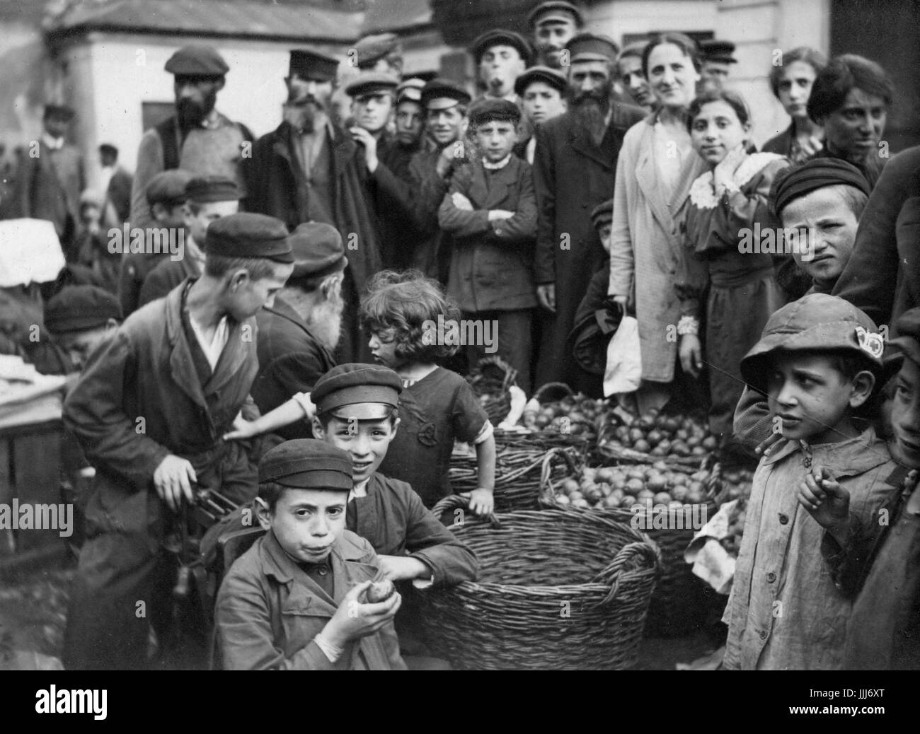Russian / Polish Jews in market place  c.1916 -1918. Men, women and boys. Stock Photo