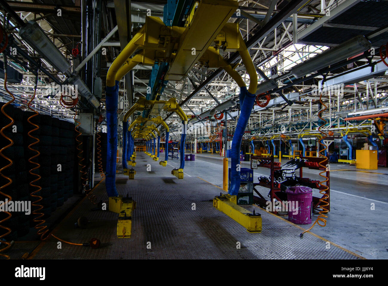 The abandoned production line in the derelict MG Rover car factory in Longbridge, Birmingham, UK in 2007. Stock Photo