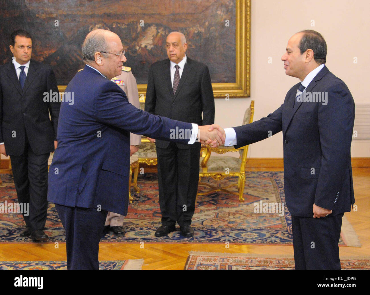 Cairo, Egypt. 20th July, 2017. Egyptian President Abdel-Fattah el-Sisi, listens to the new head of the State Council during a swearing, in Cairo, Egypt, on July 20, 2017 Credit: Egyptian President Office/APA Images/ZUMA Wire/Alamy Live News Stock Photo