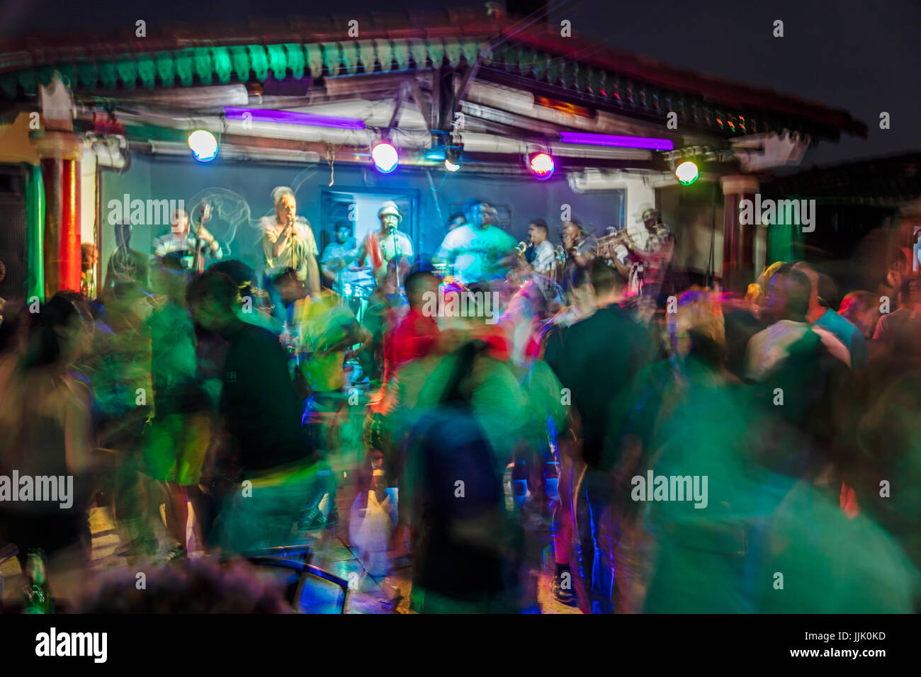 Nightly music and dancing at the Centro Cultural Polo Montanez - VINALES,  PINAR DEL RIO, CUBA Stock Photo - Alamy