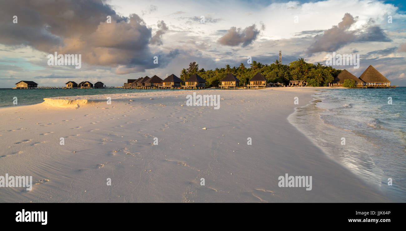 White sand bank in lagoon, Gangehi Island, Ari Atoll, Indian Ocean, Maldives Stock Photo