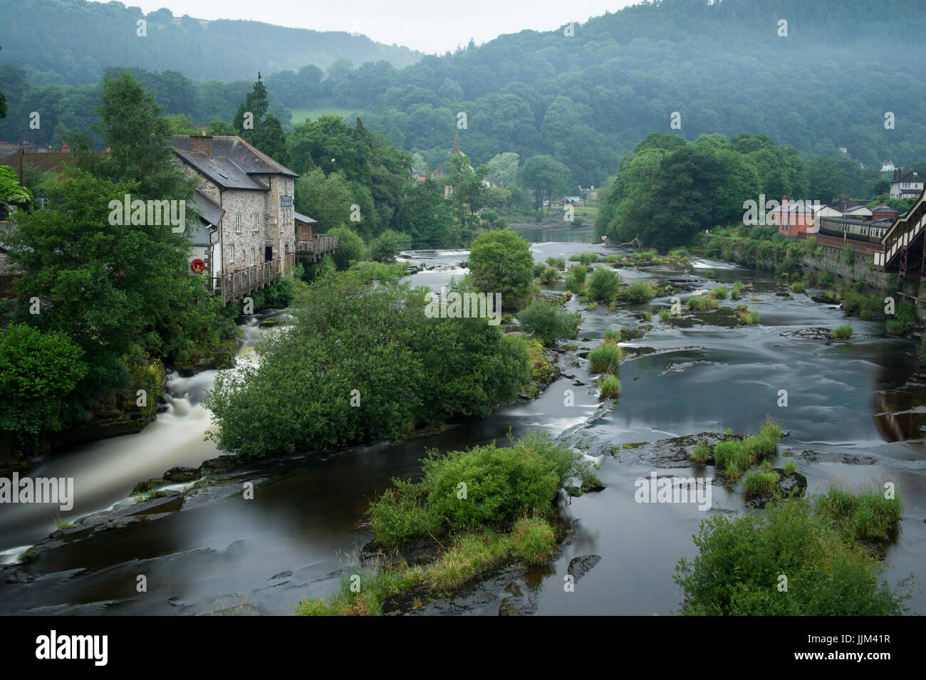 River Dee flowing through town of Llangollen. Wales, UK Stock Photo