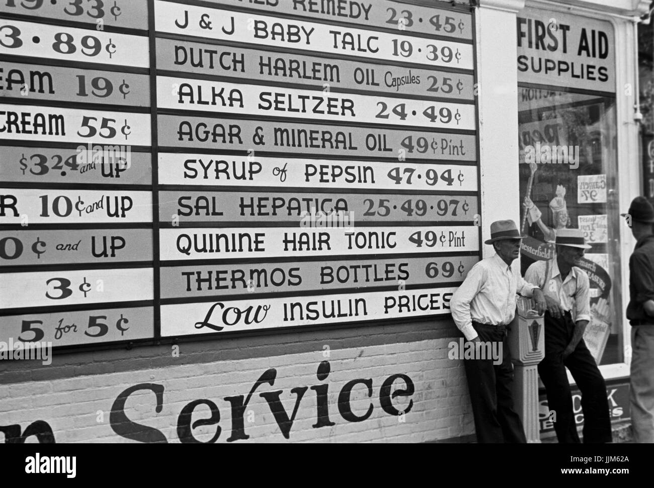 Sign on drugstore, Newark, Ohio.Shahn, Ben, 18981969, photographer
