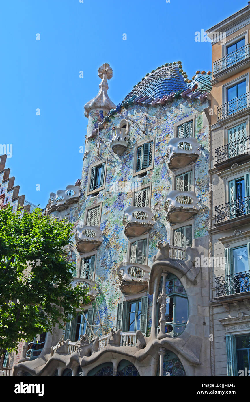 Casa Batillo, Antoni Gaudi House, Barcelona, Spain Stock Photo - Alamy