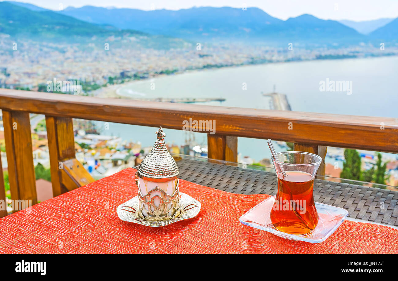 Turkish coffee and tea are the most popular hot drinks in Turkey