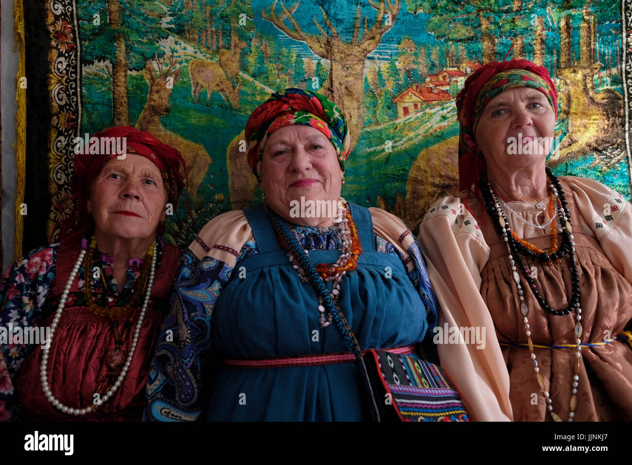 Liturgical headdress hires stock photography and images Alamy
