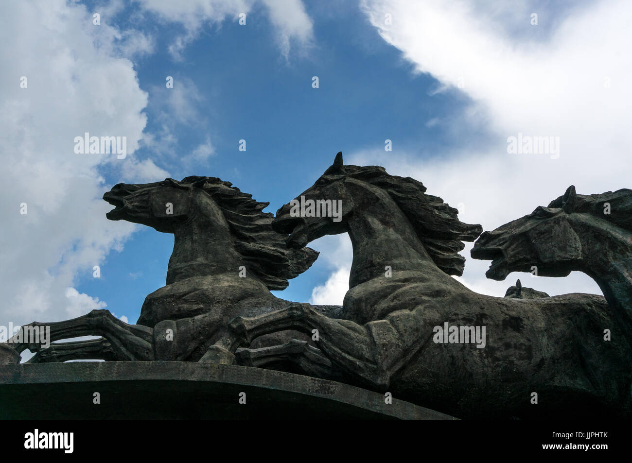Horse statue evoking concept of strength, power, beauty and speed at Lingzhi Park in Shenzhen, Guangdong province, China Stock Photo