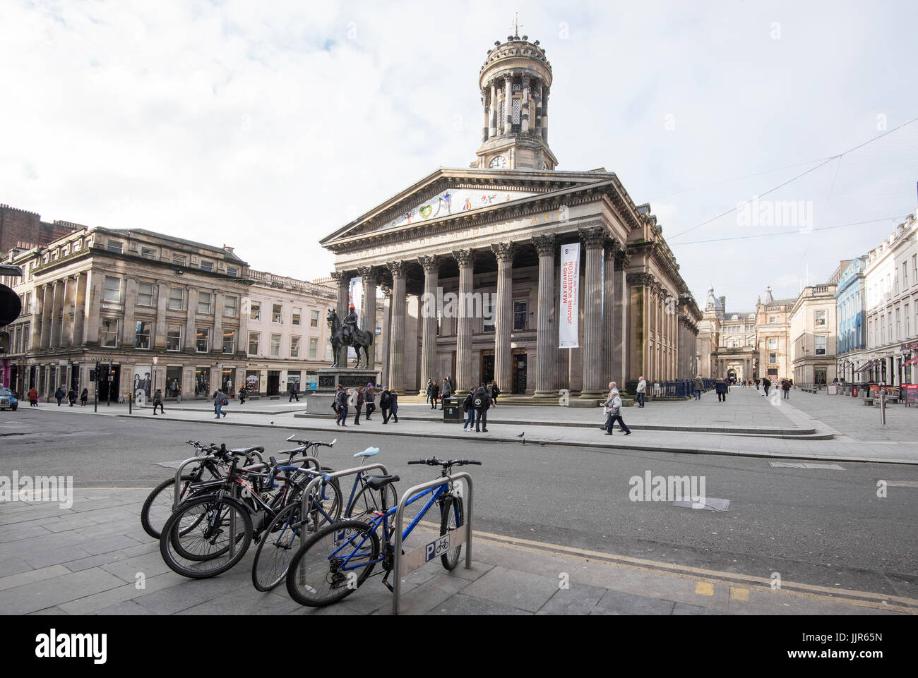 Royal Exchange Square in Glasgow featuring the Gallery of Modern Art (GOMA) with the famous statue of the Duke of Wellingtonn on his horse outside. Stock Photo
