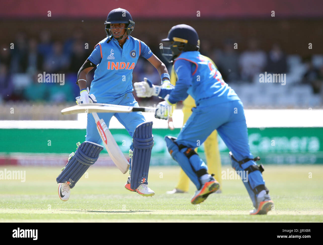 India Women's Harmanpreet Kaur (left) and Deepti Sharma run between the  wickets during the ICC Women's World Cup Semi Final match at The County  Ground, Derby Stock Photo - Alamy, image size:1300x986