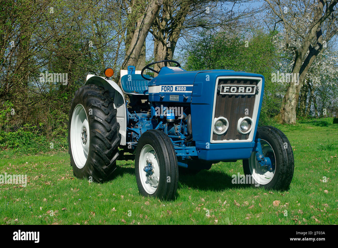 1981 Ford 3600 Orchard Tractor Stock Photo