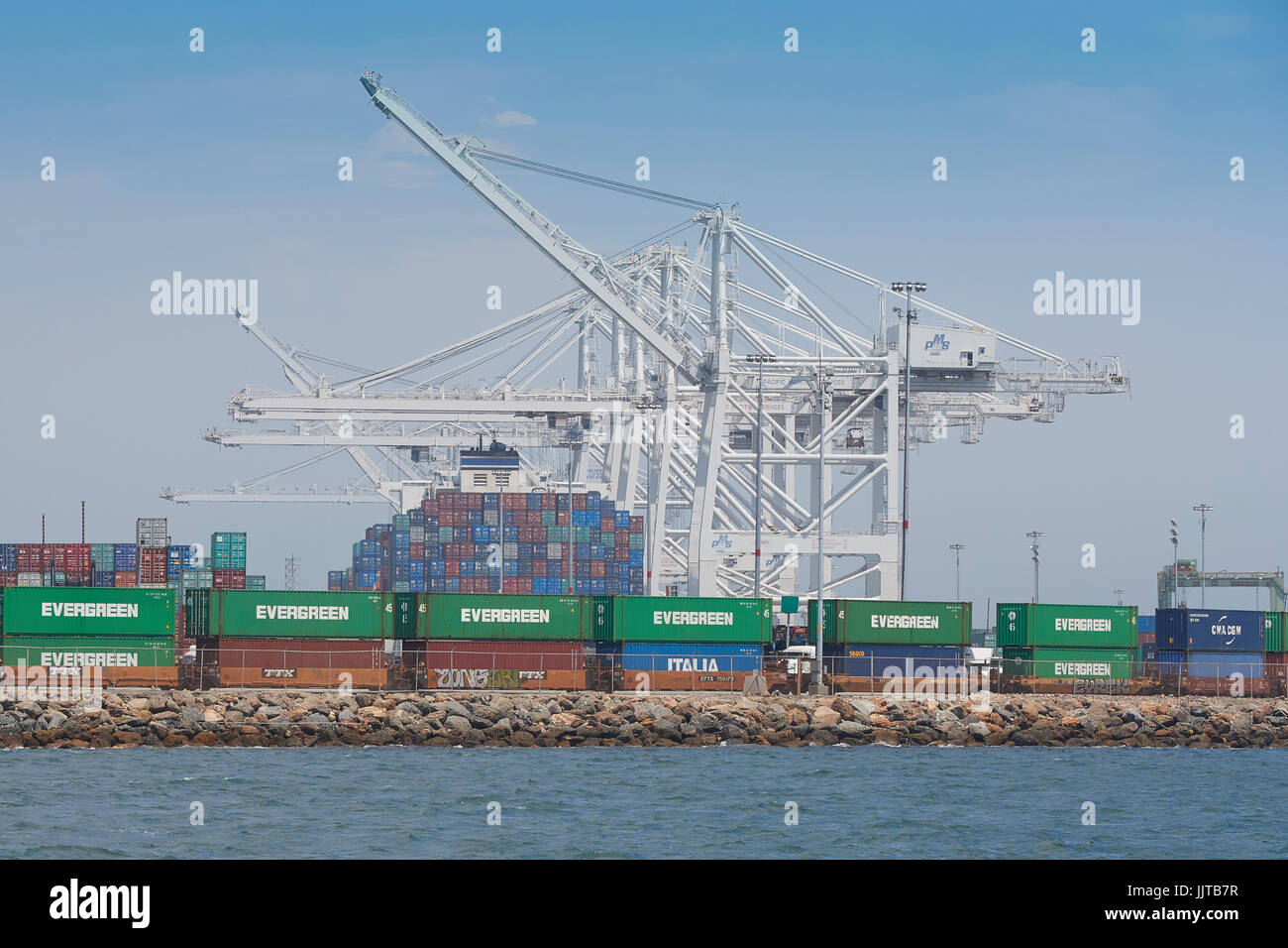 Giant Container Ship, E.R. Texas, Unloading On Berth J266 At The Long ...