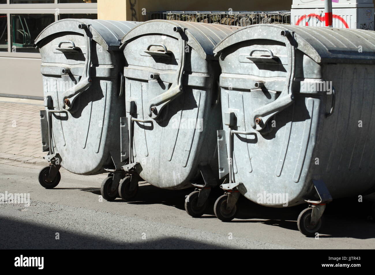 Old bins metal hires stock photography and images Alamy