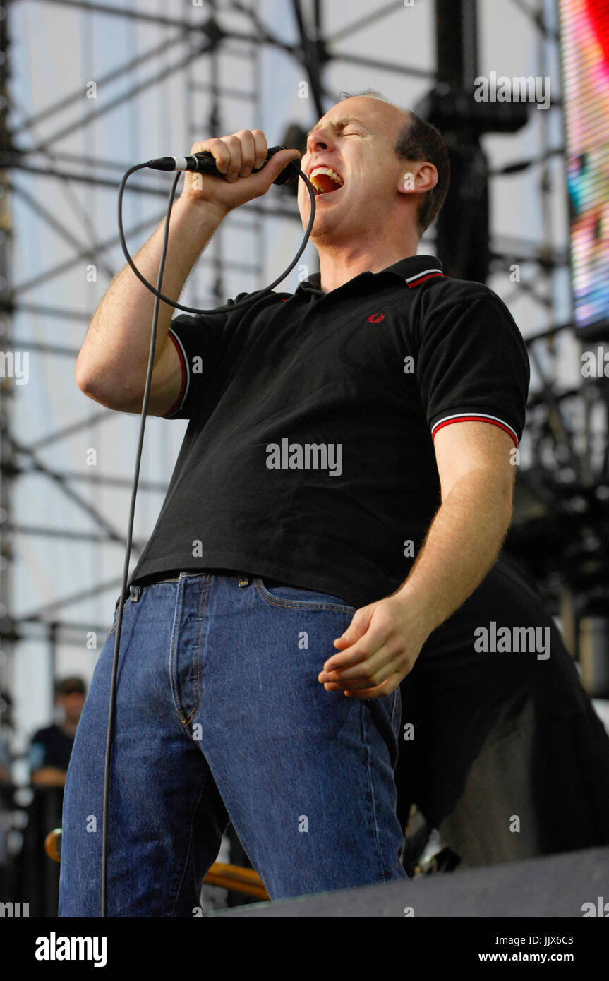 Greg Graffin Bad Religion performing 2008 KROQ Weenie Roast Y Fiesta Verizon Wireless Amphitheater Irvine. Stock Photo