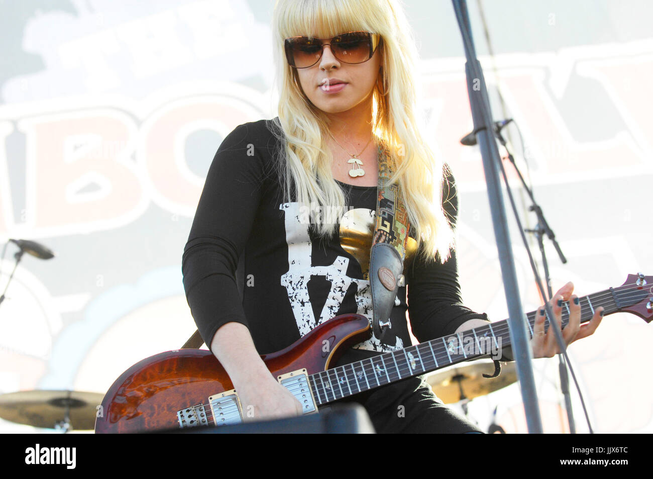 Singer Orianthi performs Bamboozle Festival Day 2 Angel Stadium March