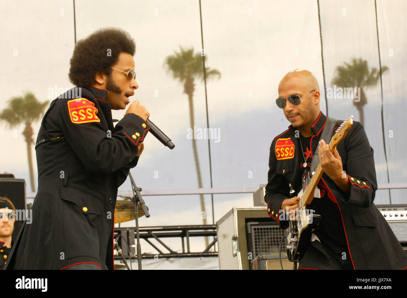 Boots Riley (L) Tom Morello Street Sweeper Social Club perform 2009