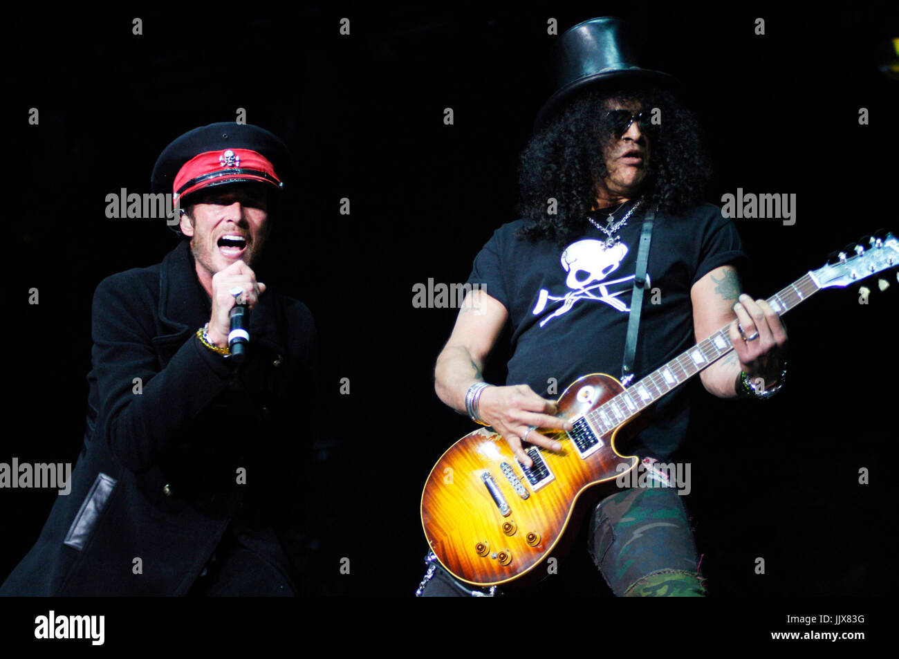 Scott weiland and slash hi-res stock photography and images - Alamy