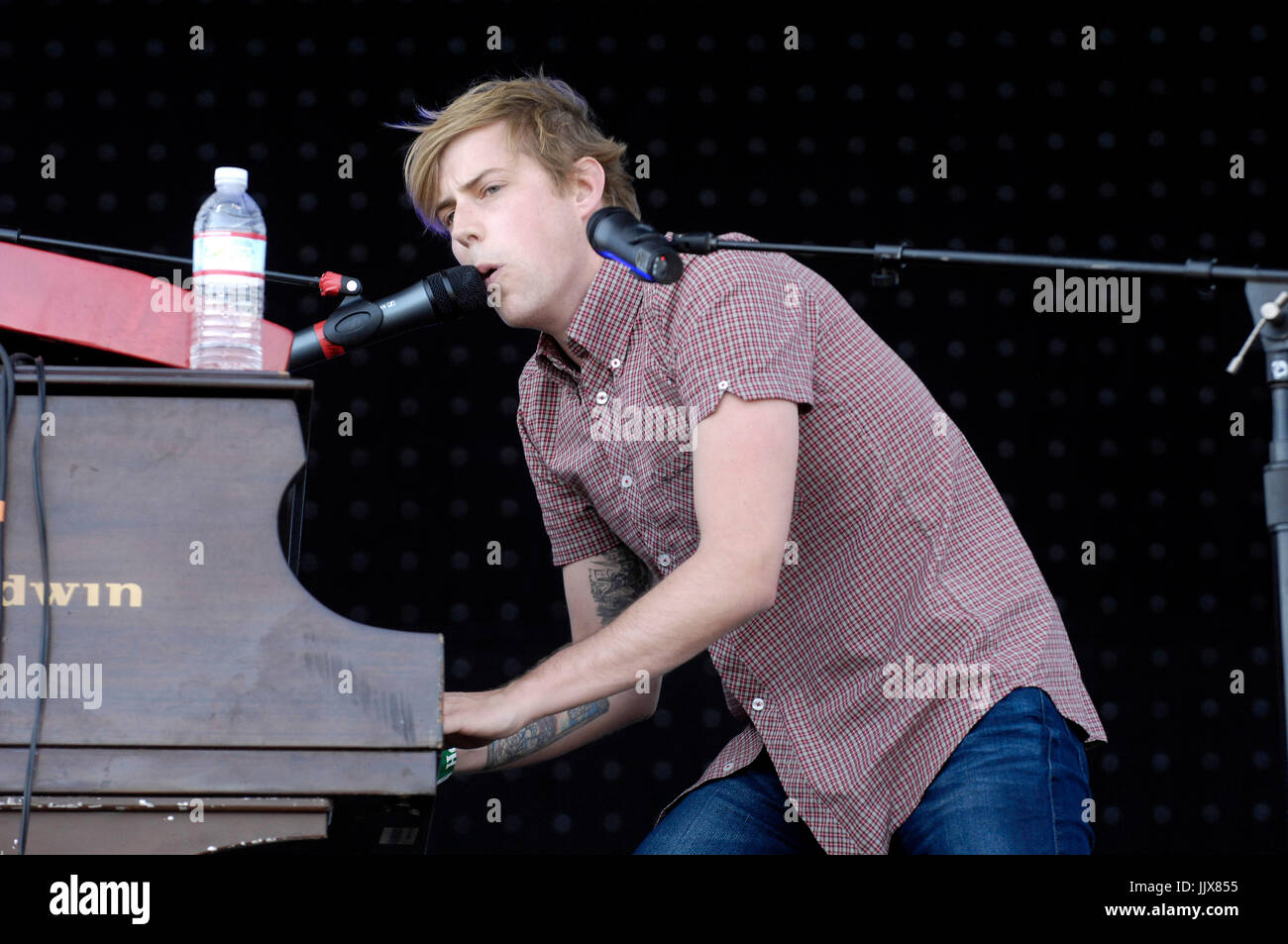 Andrew McMahon of Jack's Mannequin performs in concert at Andrew McMahon of Jack's Mannequin performs in concert at