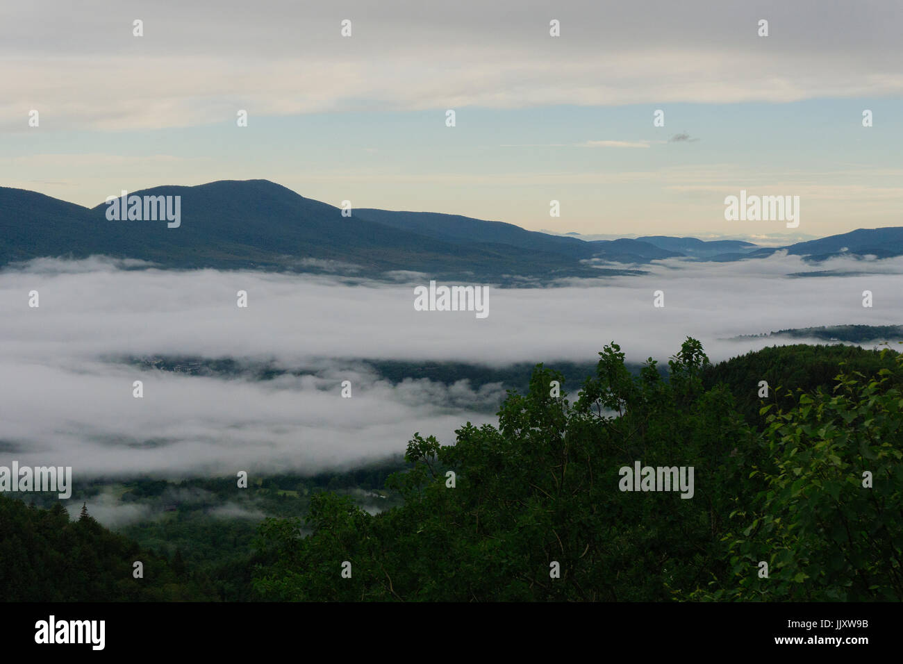 An early morning view of the Green Mountains in Vermont Stock Photo Alamy