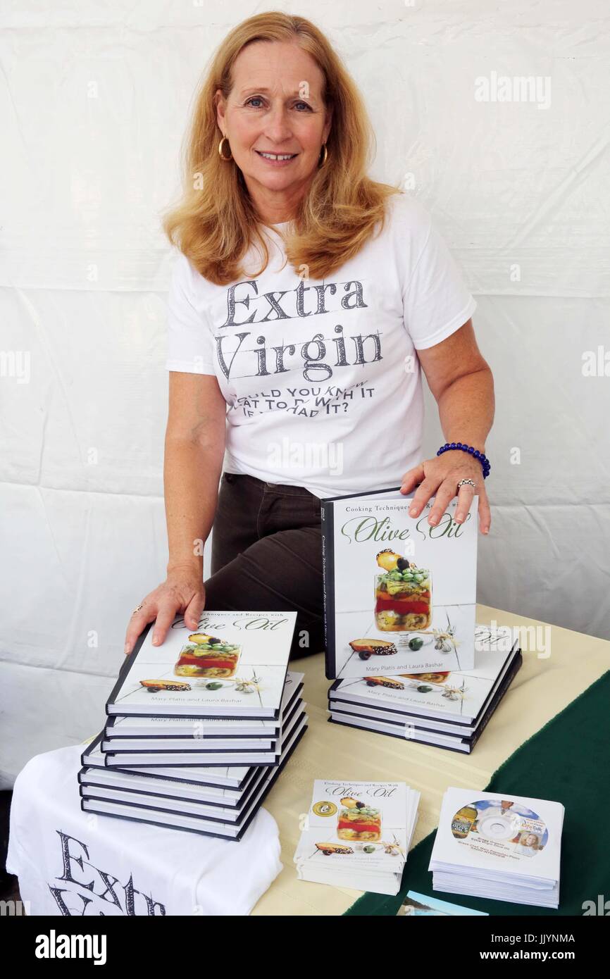 San Juan Capistrano, California, USA. 21st Sep, 2015. 'Cooking