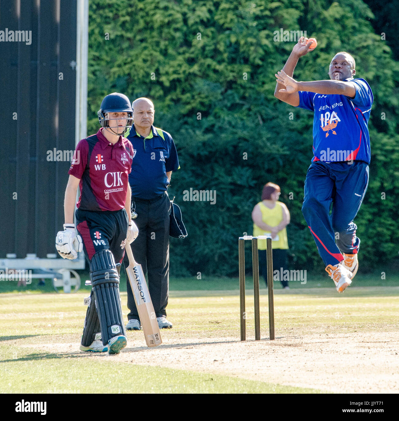 Brentwood, Essex 21st July 2017, Devon Malcolm bowls for the PCA English Masters against Brentwood Cricket Club. Credit: Ian Davidson/Alamy Live News Stock Photo