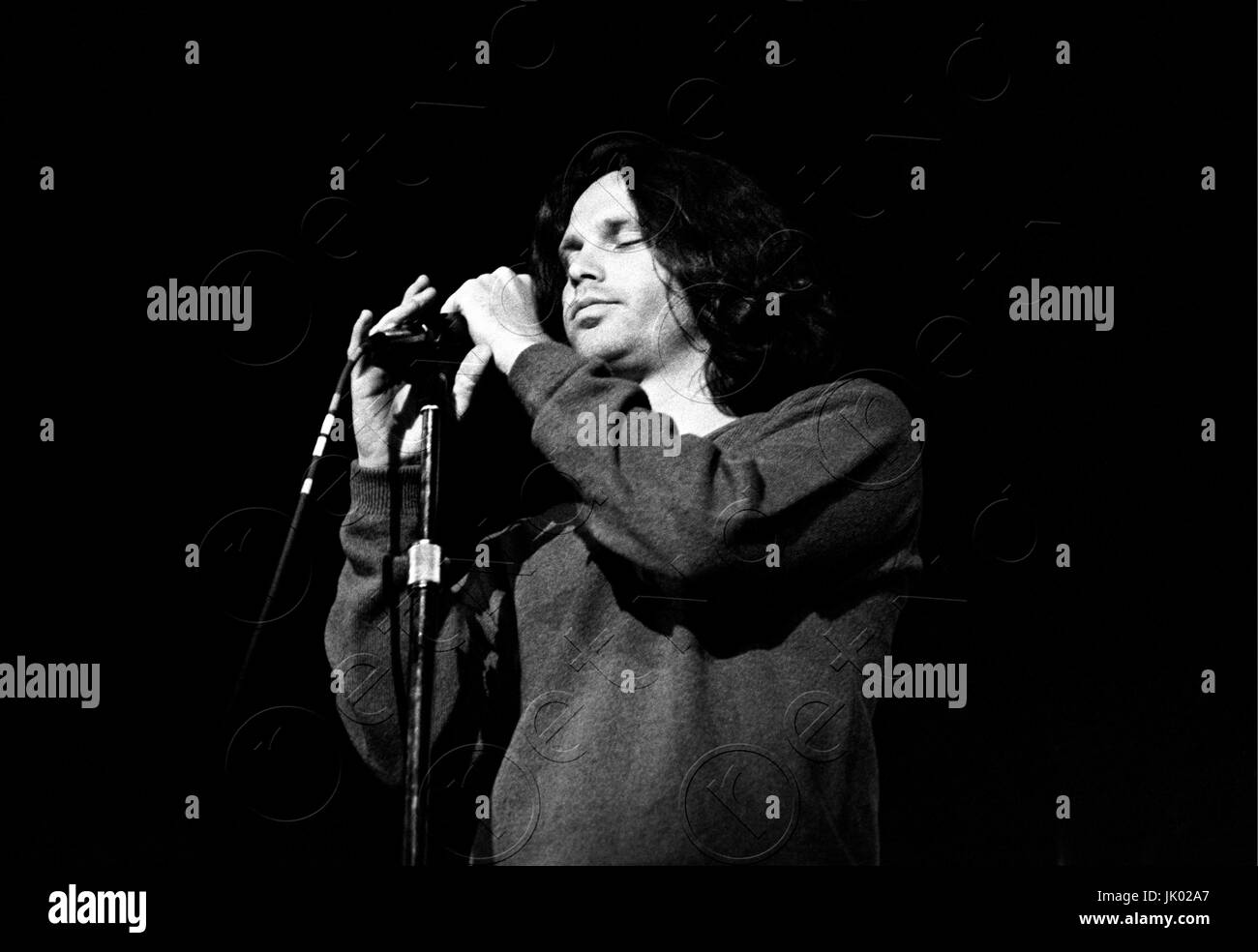 Jim morrison 1970 hires stock photography and images Alamy