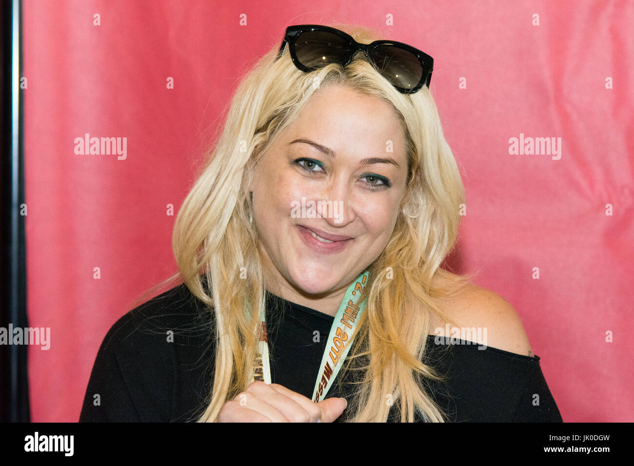 Jennifer Blanc Dark Angel Hi res Stock Photography And Images Alamy jennifer-blanc-dark-angel-hi-res-stock-photography-and-images-alamy