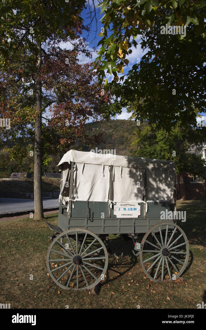 USA, West Virginia, Harpers Ferry, Harpers Ferry National Historic Park, old wagon Stock Photo