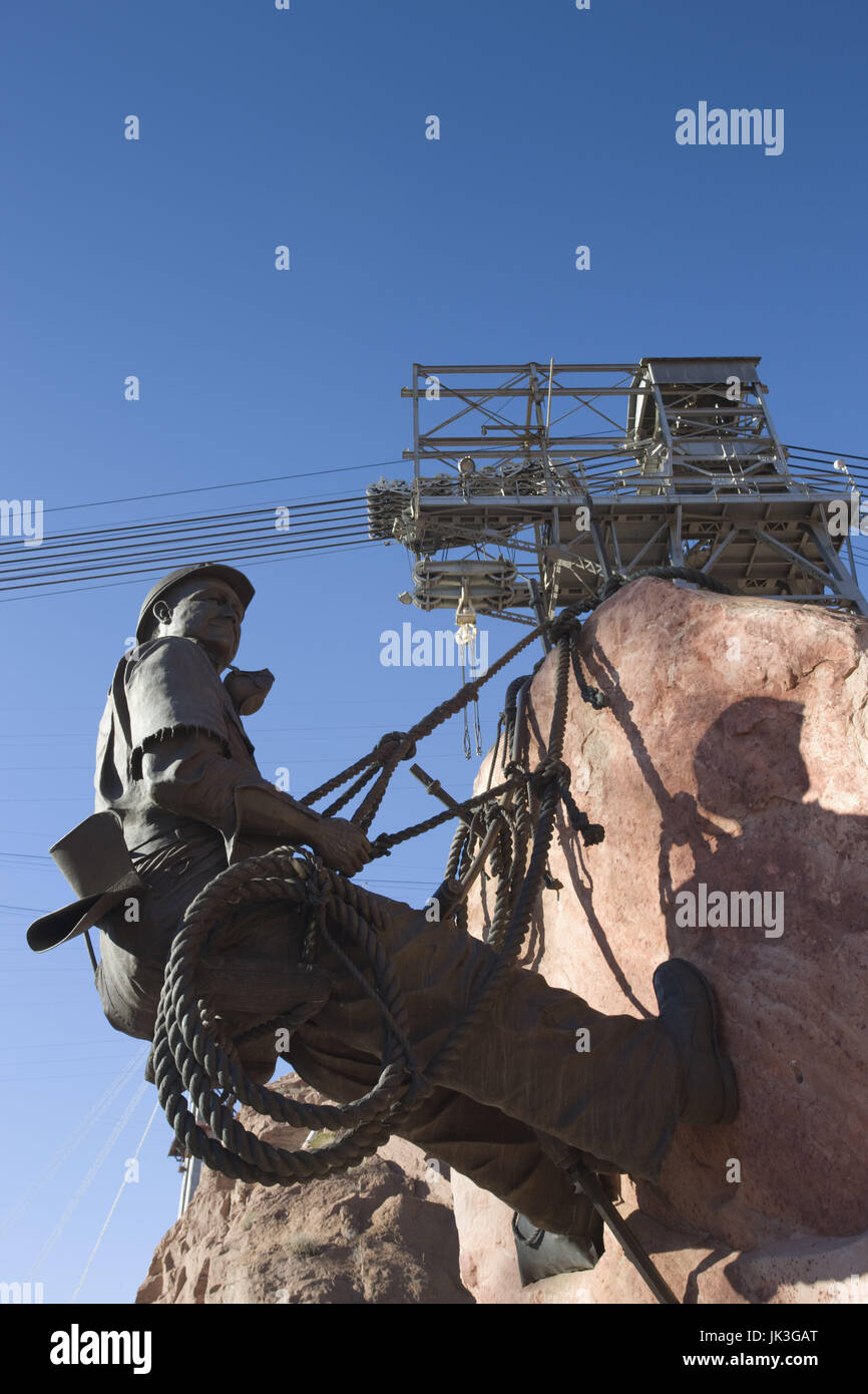 USA, Nevada, Boulder City, Hoover Dam, Dam worker statue 'High Scaler' by Steven Ligouri Stock Photo