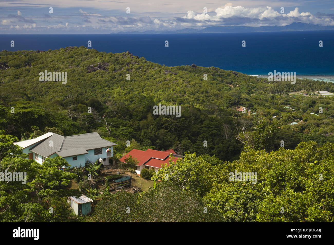 Seychelles, La Digue Island, Island view from Nid d' Aigle Peak (el. 333 meters) towards Mahe Island Stock Photo