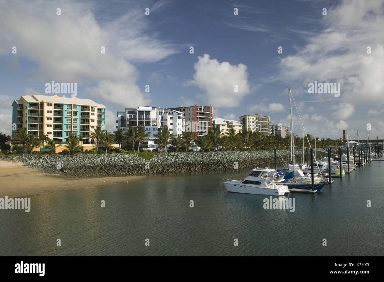 Australia, Queensland, Whitsunday Coast, Mackay, Waterfront Condos