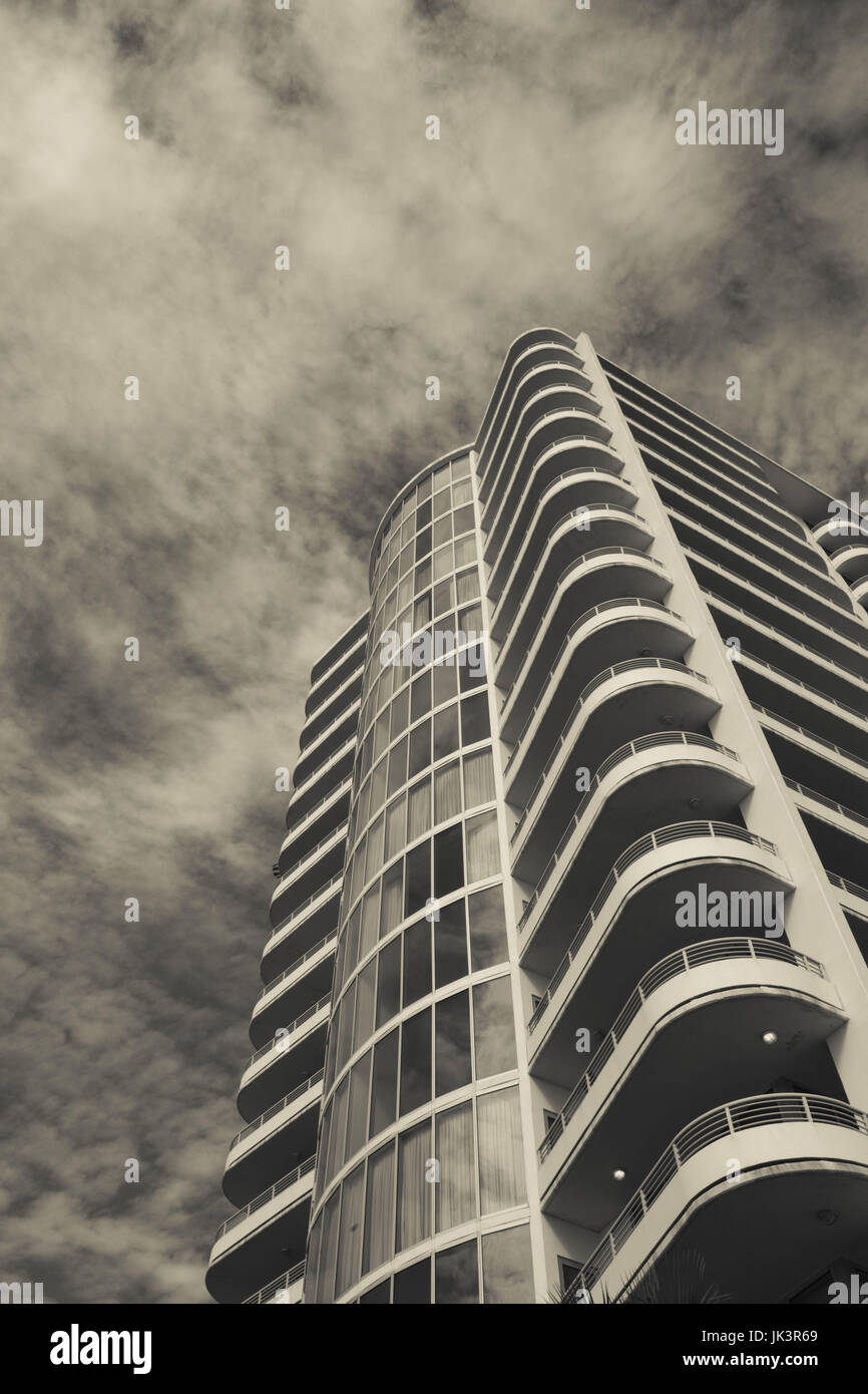 USA, Mississippi, Biloxi, highrise condo building, Beach Boulevard Stock Photo Alamy