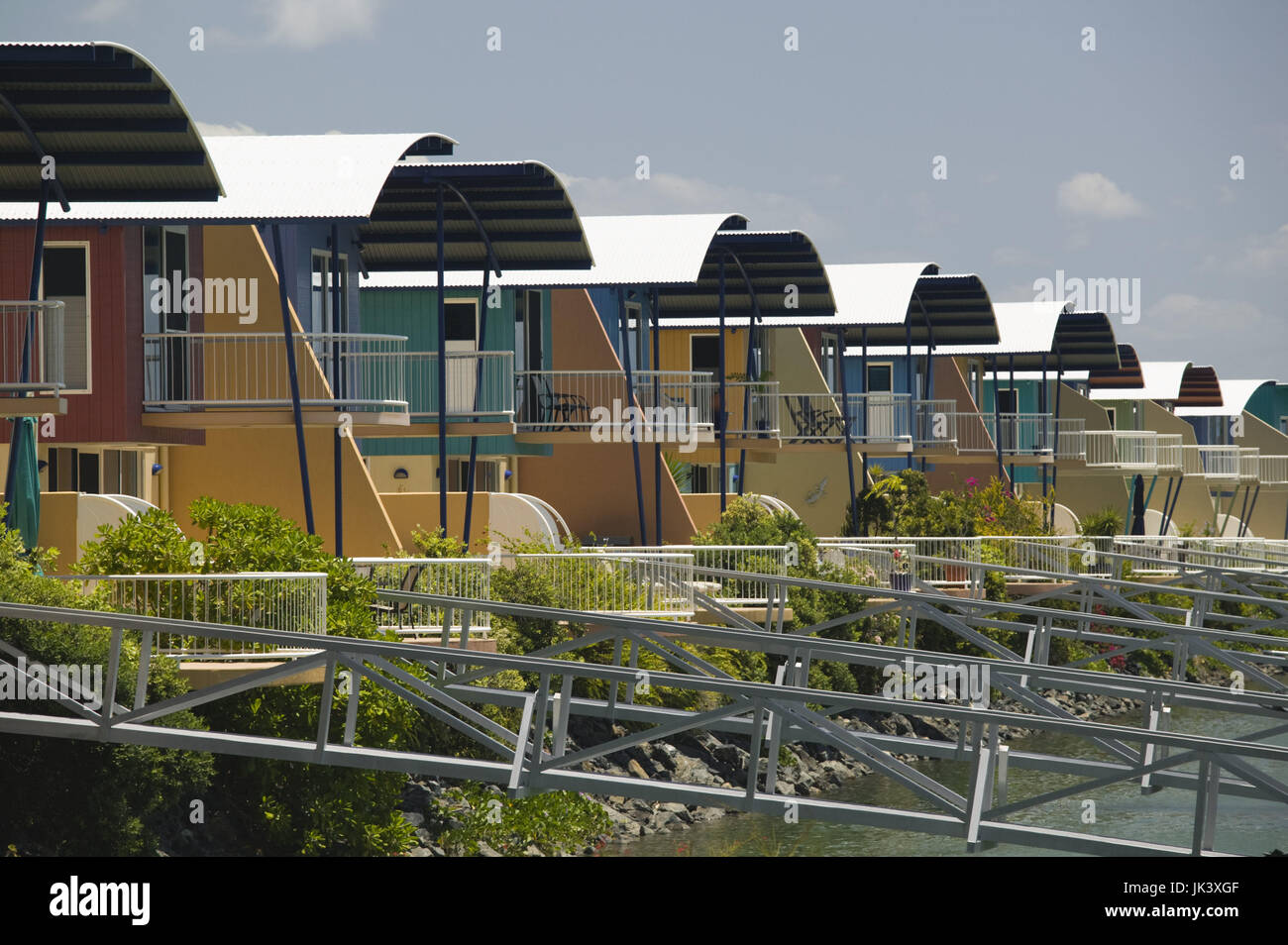 Bungalows at keppel bay marina hires stock photography and images Alamy