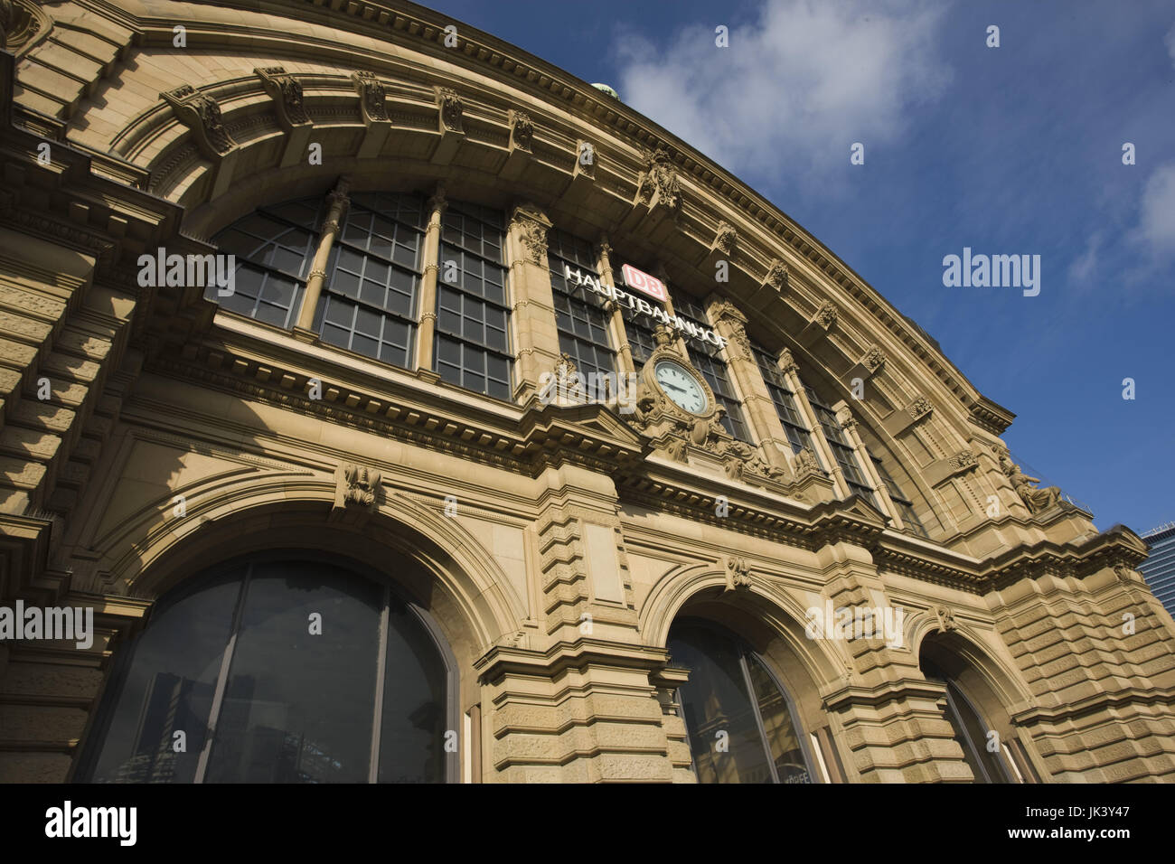 Frankfurt am main hauptbahnhof hi-res stock photography and images - Alamy