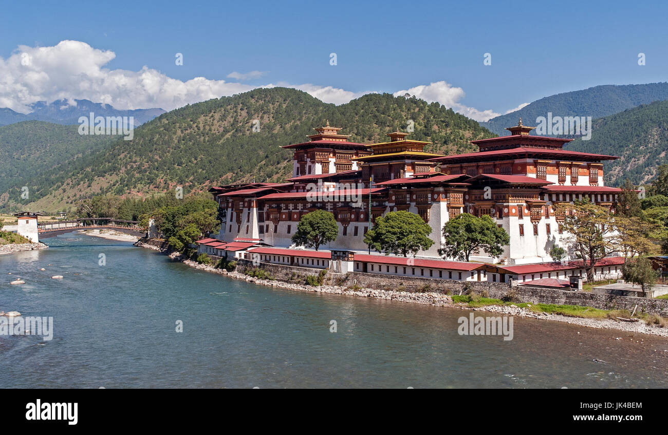 Punakha Dzong Fortress known as the Queen of Dzongs - Bhutan Stock Photo