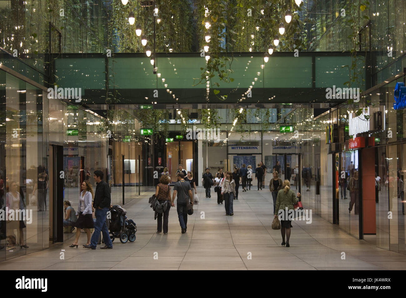 Germany, Bavaria, Munich, Fünf Höfe, exclusive shopping mall, interior