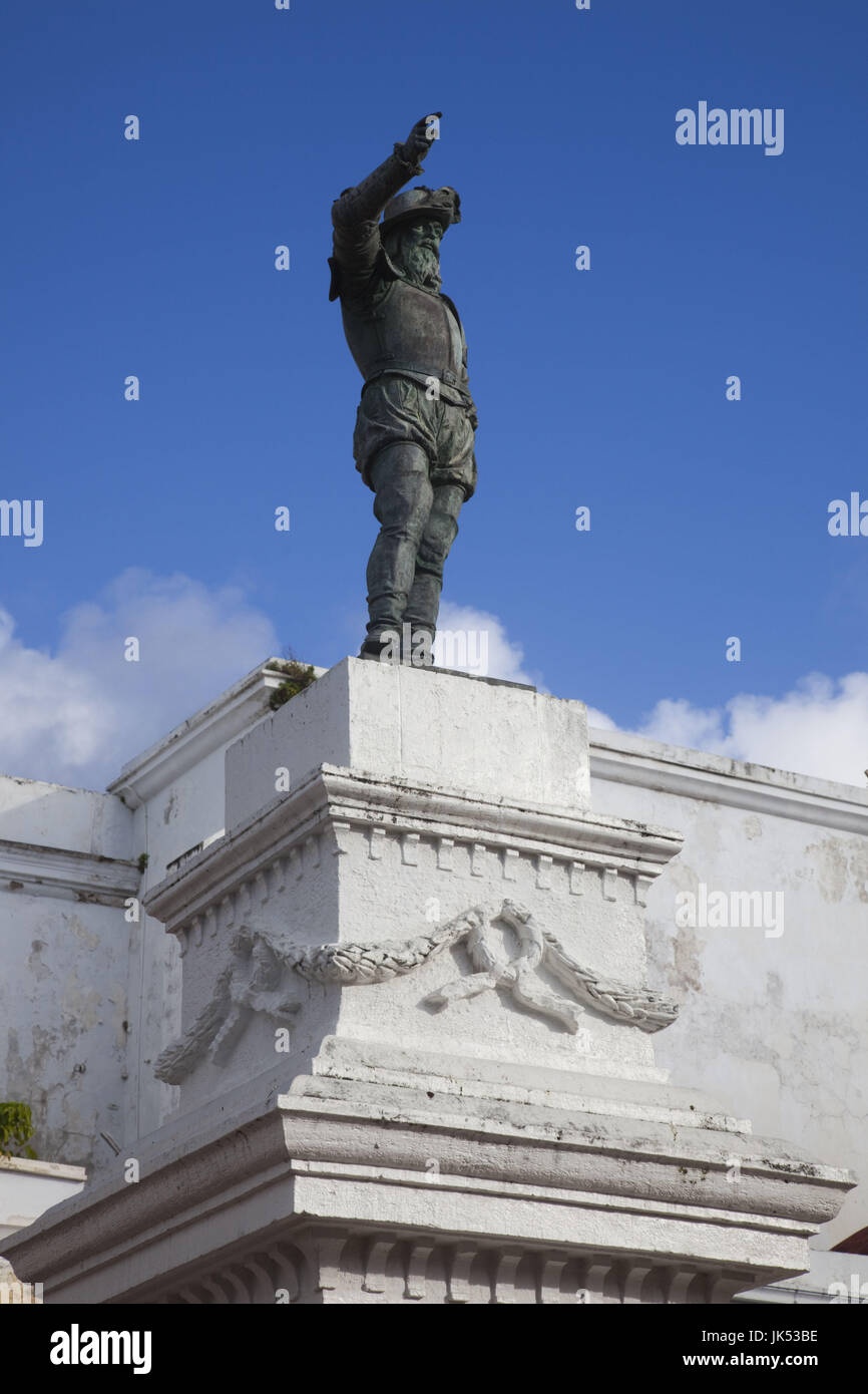 Puerto Rico, San Juan, Old San Juan, Plaza de San Jose, statue of Ponce de Leon, cast from an Puerto Rico, San Juan, Old San Juan, Plaza de San Jose, statue of Ponce de Leon, cast from an