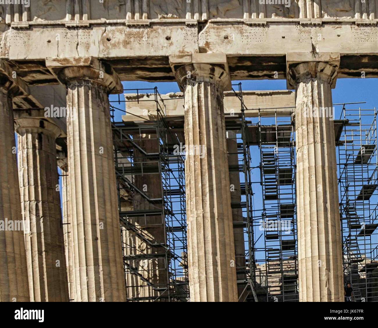 Athens, Greece. 30th Sep, 2004. Detail view of the Doric columns on the ...