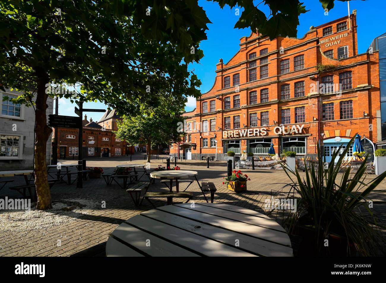 Weymouth, Dorset, UK. 23rd July 2017. UK Weather. Hope Square at