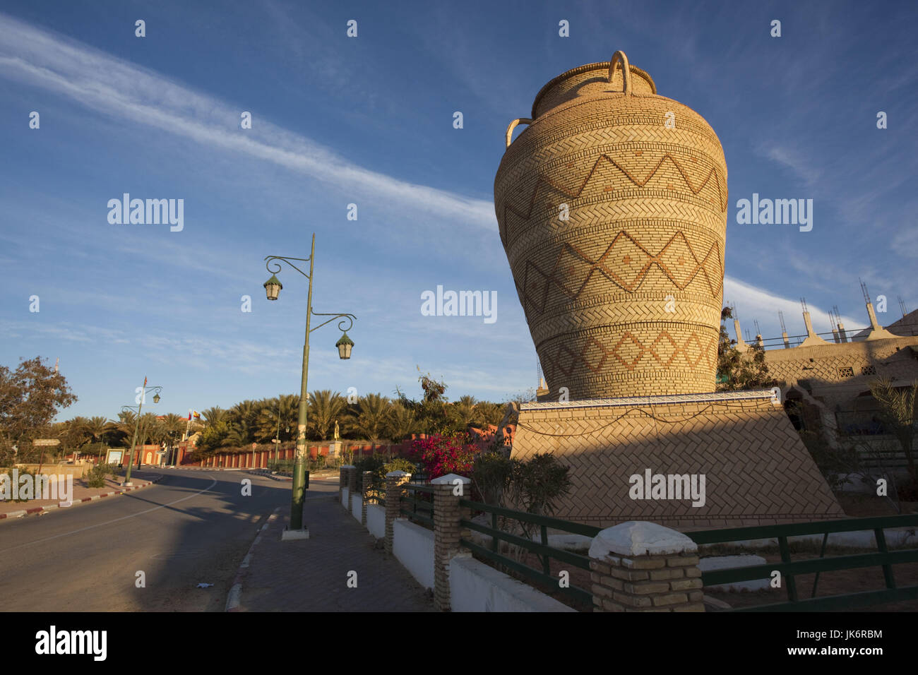 Tunisia, The Jerid Area, Tozeur, Zone Touristique, large water jug, dawn  Stock Photo - Alamy