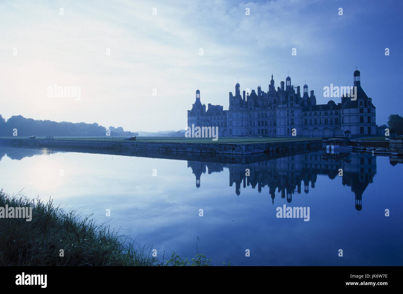 Frankreich, LoireTal, Chambord, Schloss, Teich, Dämmerung Europa