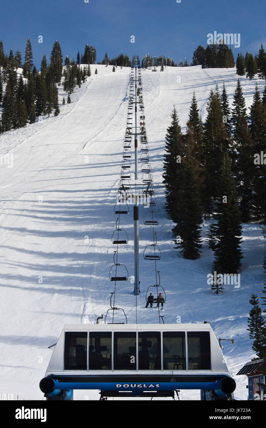 Mount shasta ski area hi-res stock photography and images - Alamy