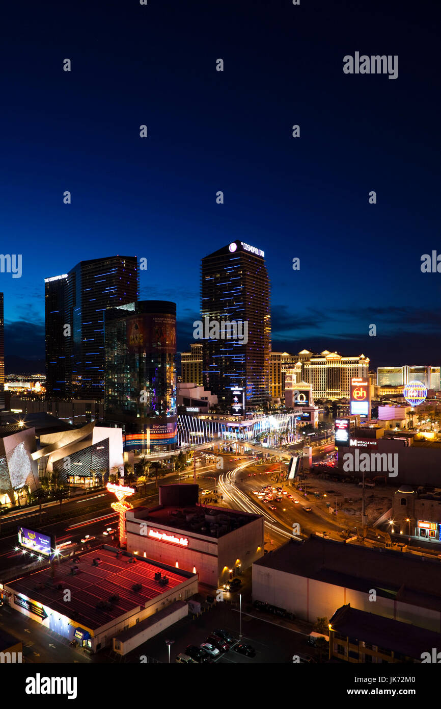 Las Vegas desert editorial image. Image of view, street - 183681440