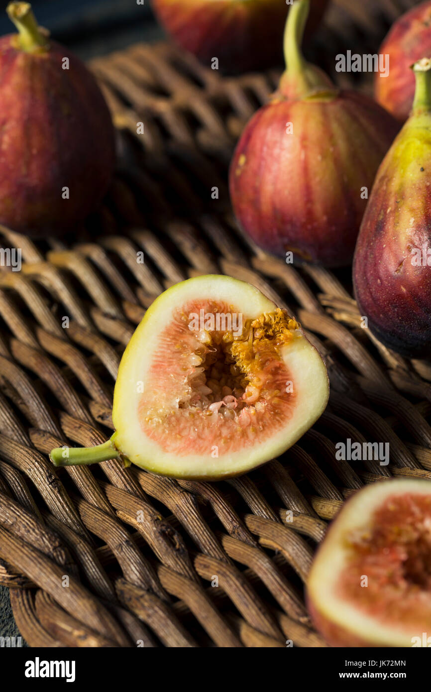 Purple figs hires stock photography and images Alamy