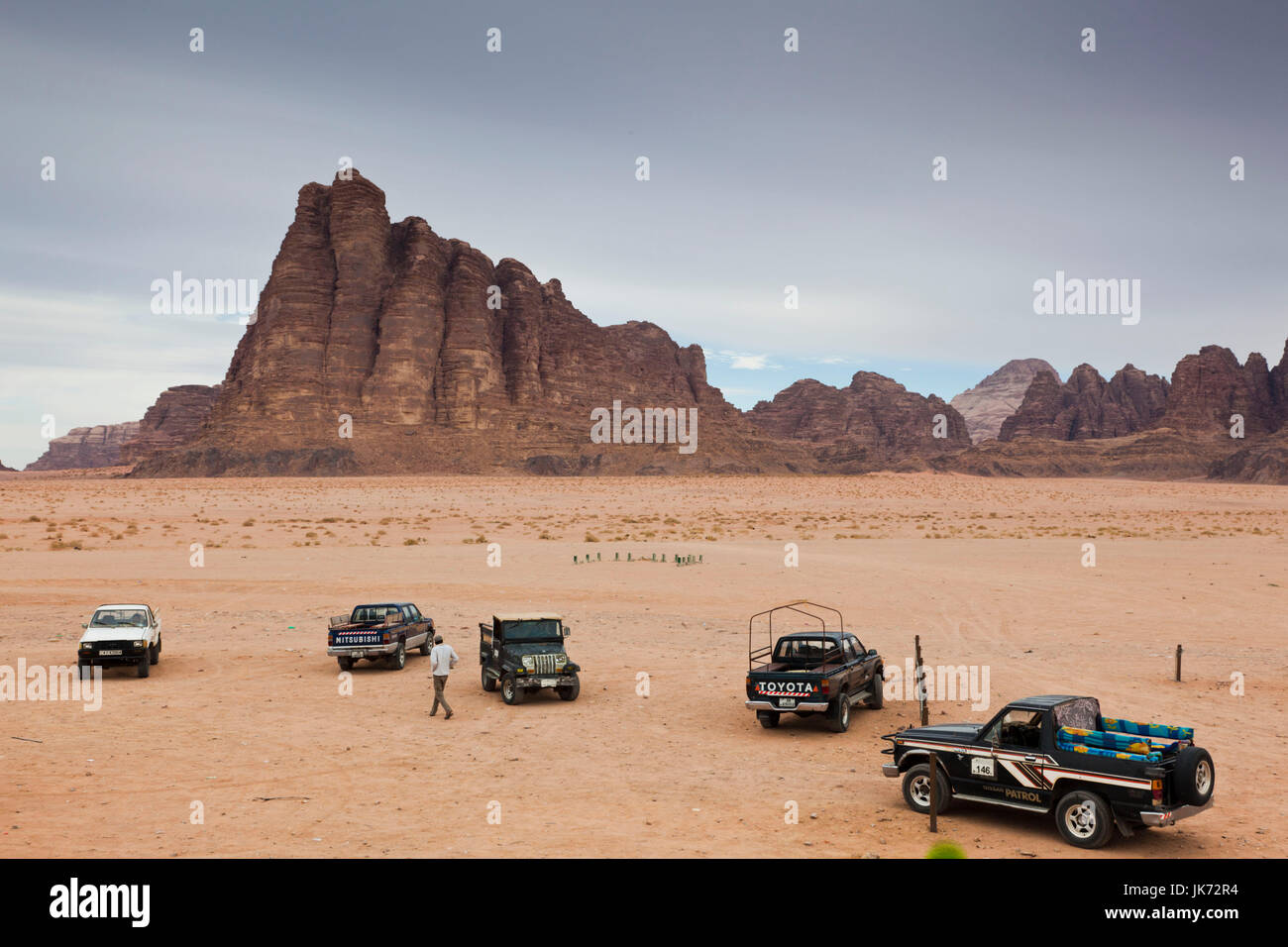 Jordan, Wadi Rum, desert touring center, 4x4 jeep Stock Photo - Alamy